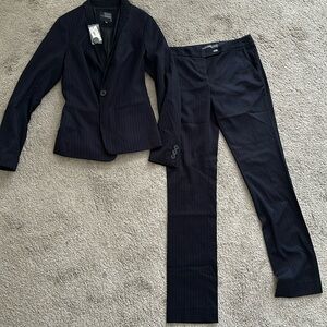 The Limited blazer and pants set, jacket size XS pants size 4